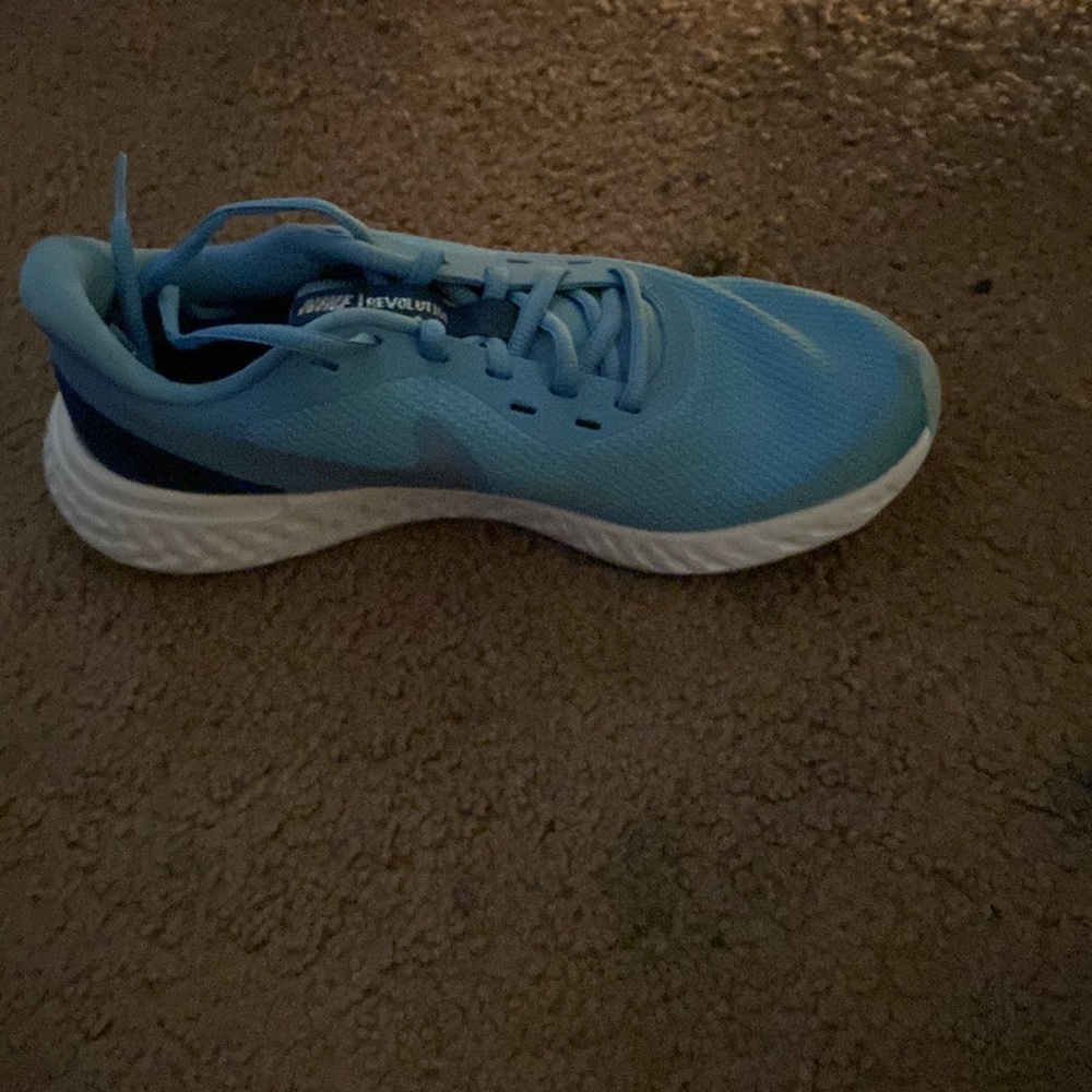Nike, size 8.5 , color blue dark blue white glitter
